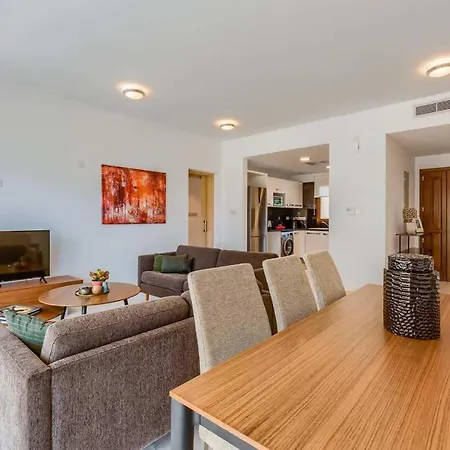 Alexander Heights Premium Al01 Apartment